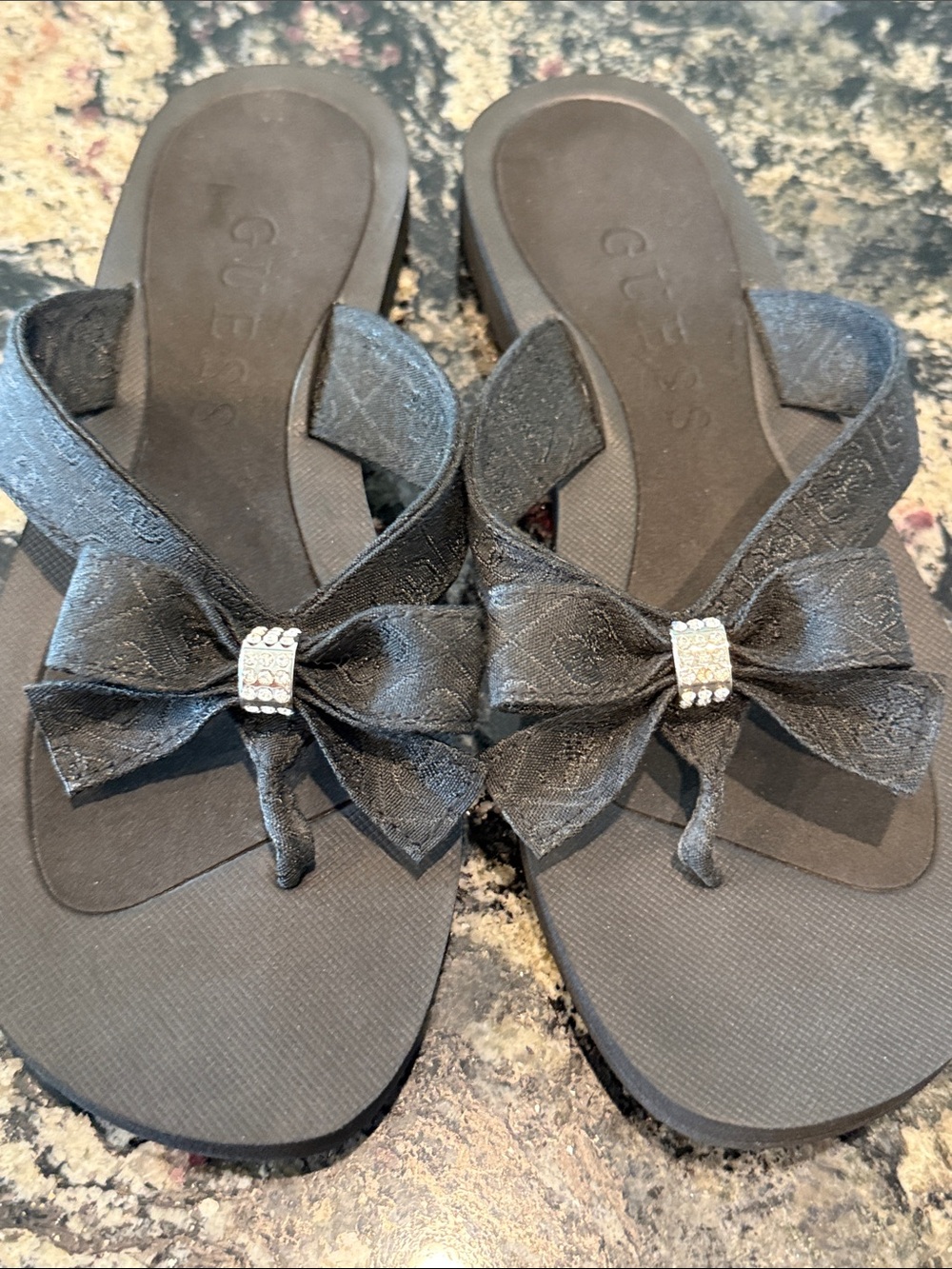 GUESS Black Bow Thong Sandals with Rhinestone Accent